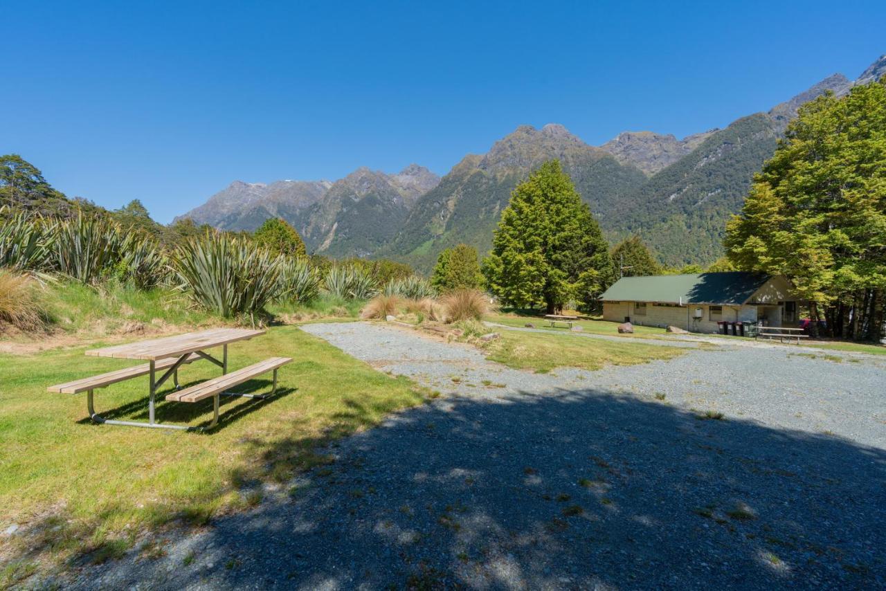 Eglinton Valley Camp Te Anau Downs Bagian luar foto